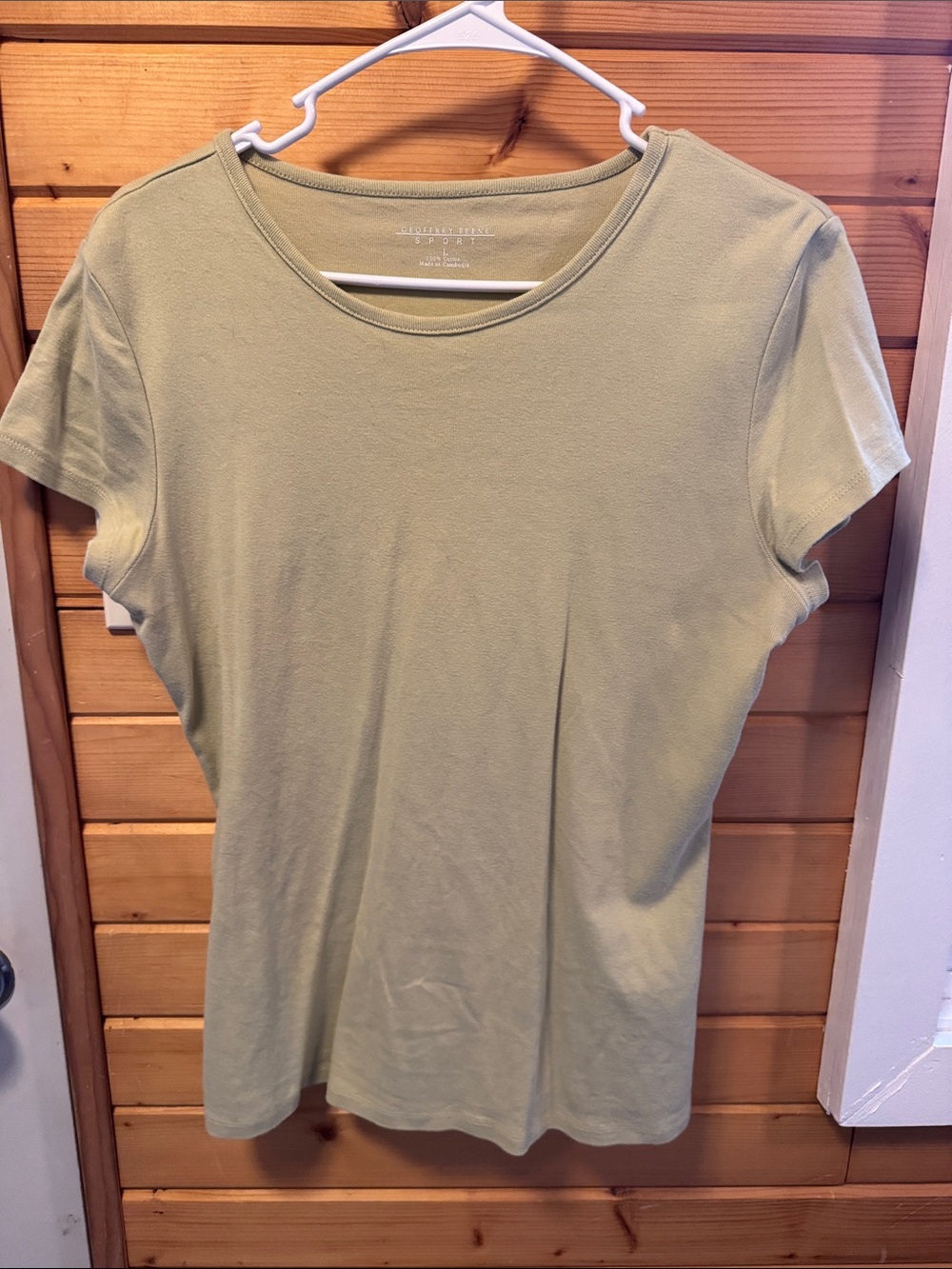 Geoffrey Beene Light Olive Crewneck Short Sleeve Tee